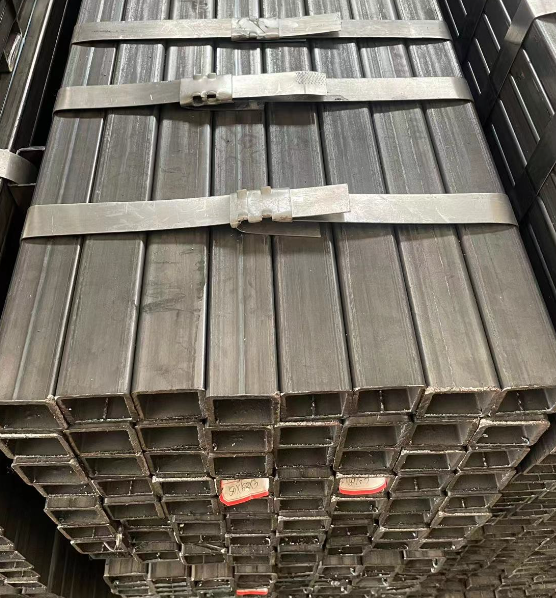 渝北工业用梯子 镀锌管焊接梯子 铁梯子方管梯