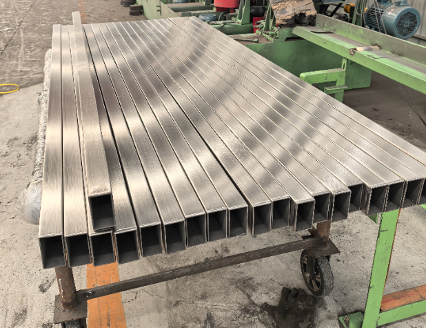 渝北方管 矩形管 无缝方管生产厂家